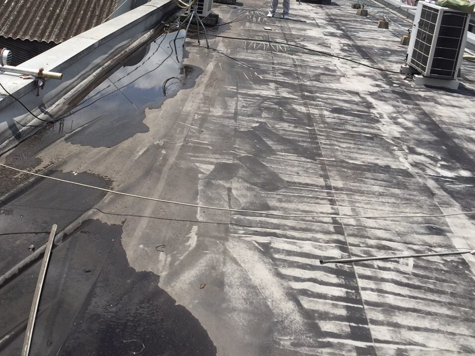施工前の防水層