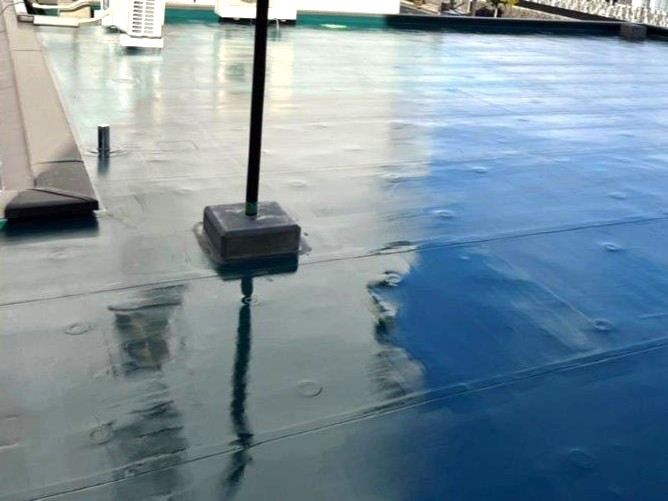 下地プライマーの塗布