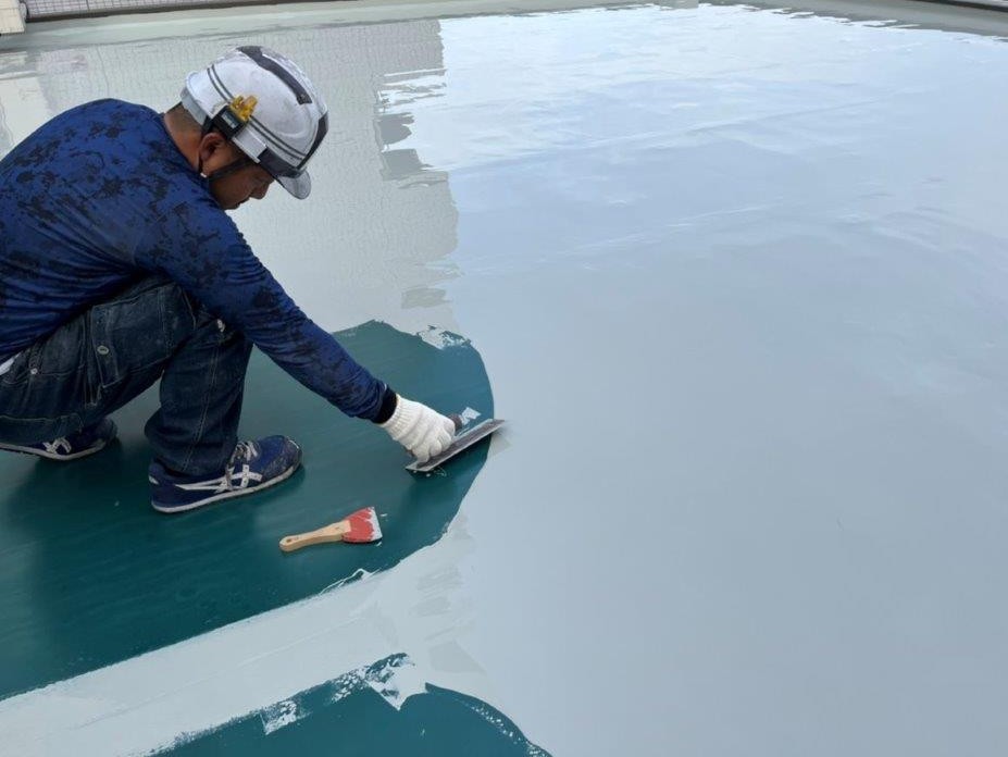 ウレタン防水1層目の施工