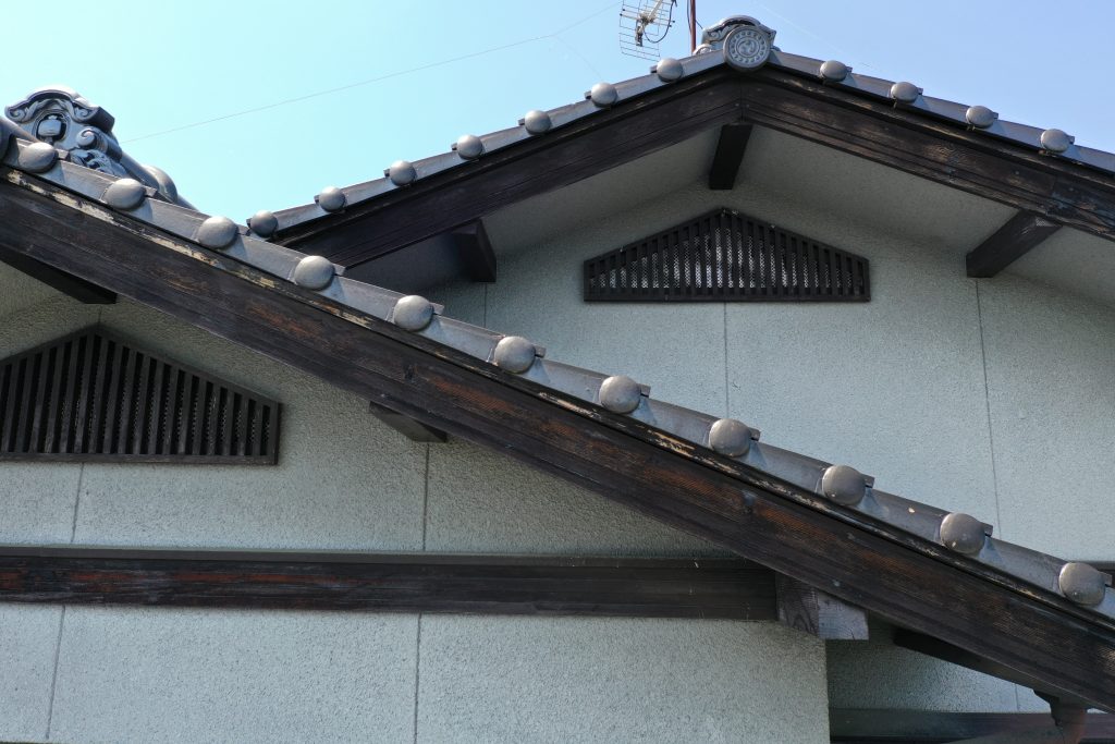 外観から見た瓦屋根