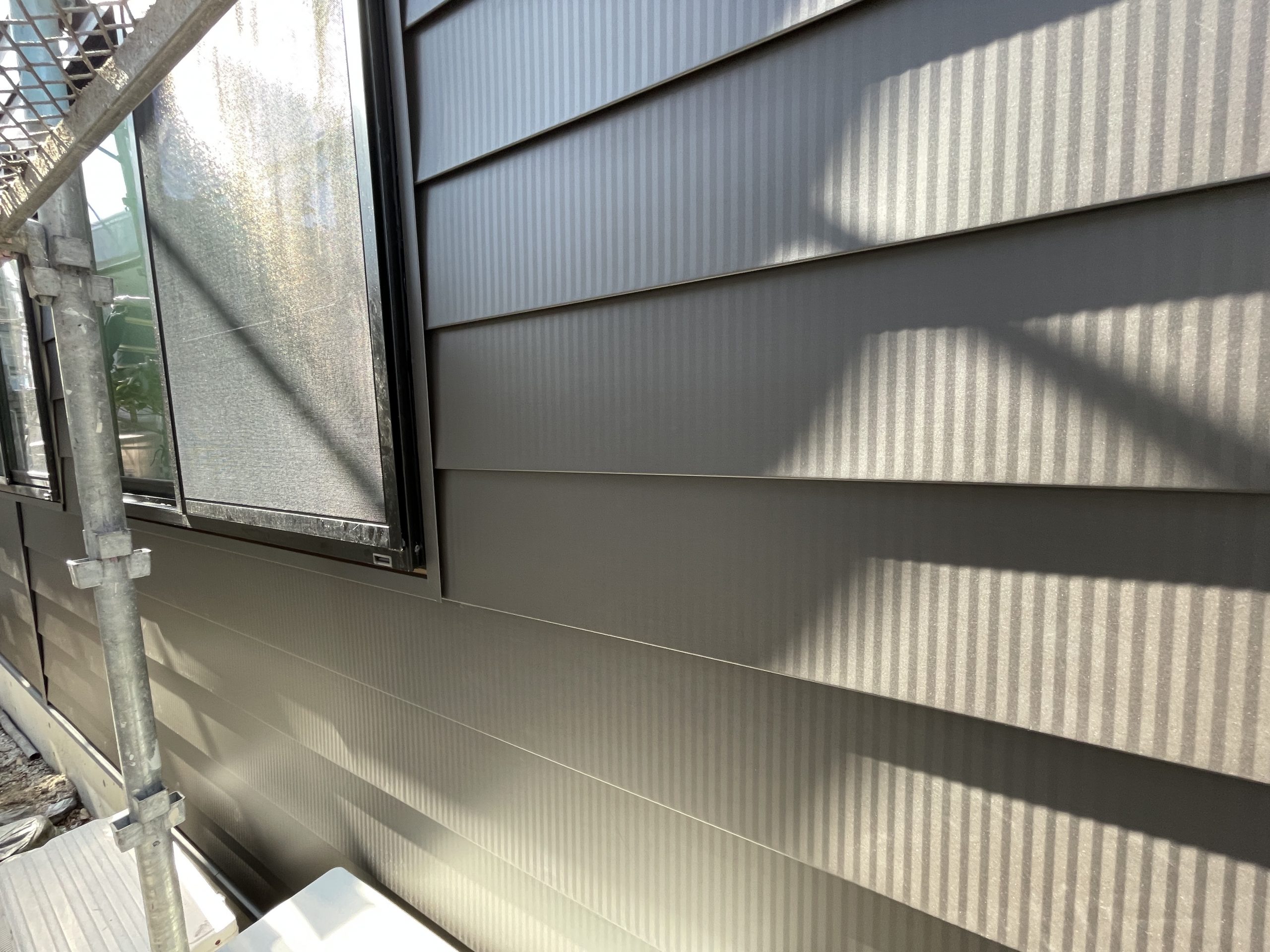 外壁材を全面施工