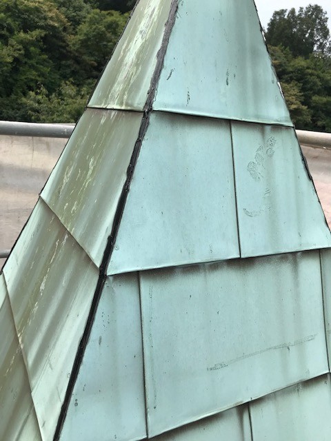 広島市中区で屋根板金工事をしました。