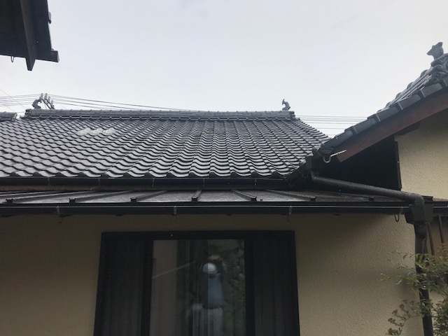 広島市西区でH様邸の屋根の点検に行ってまいりました。