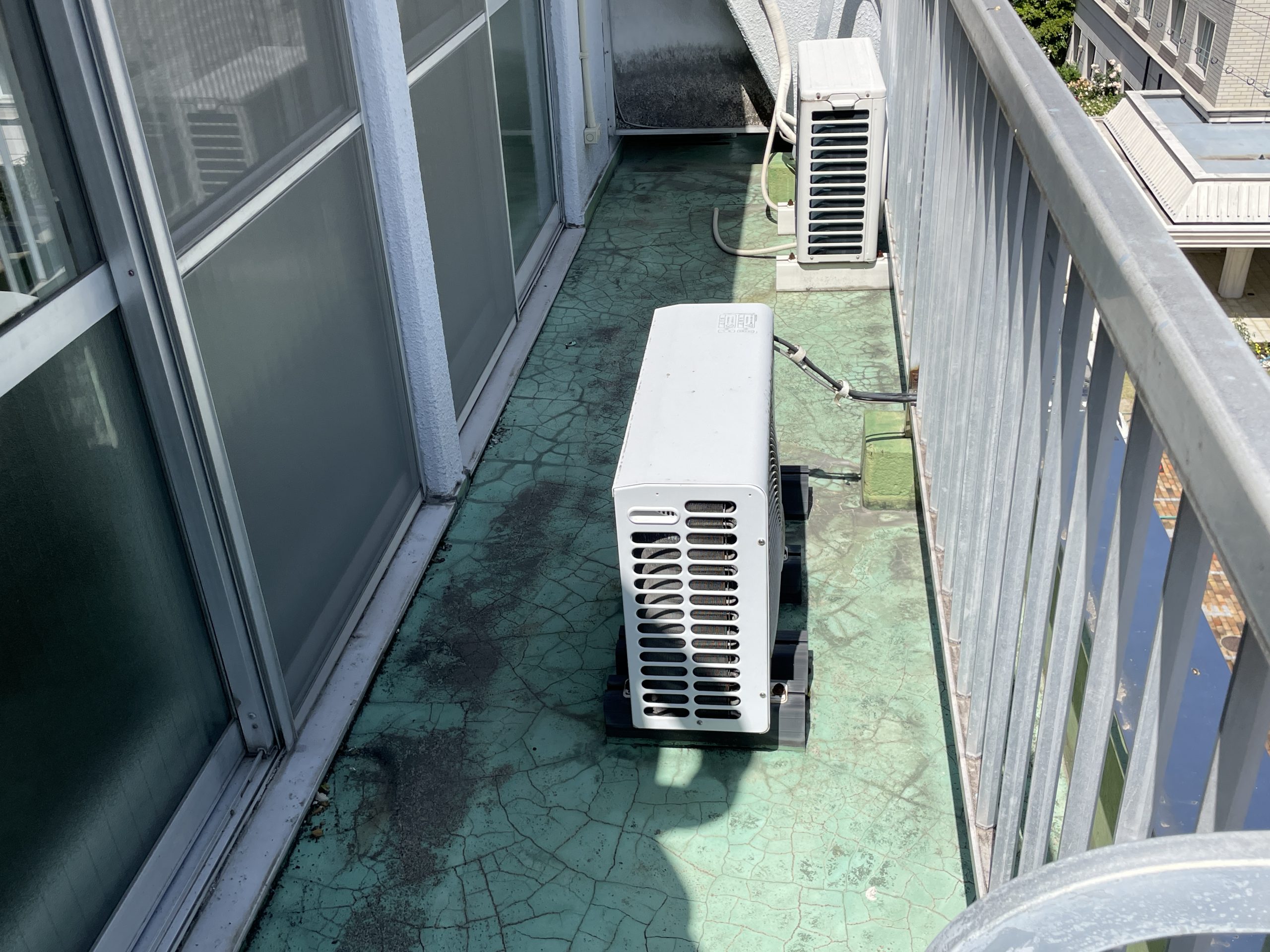 ﾍﾞﾗﾝﾀﾞ防水劣化