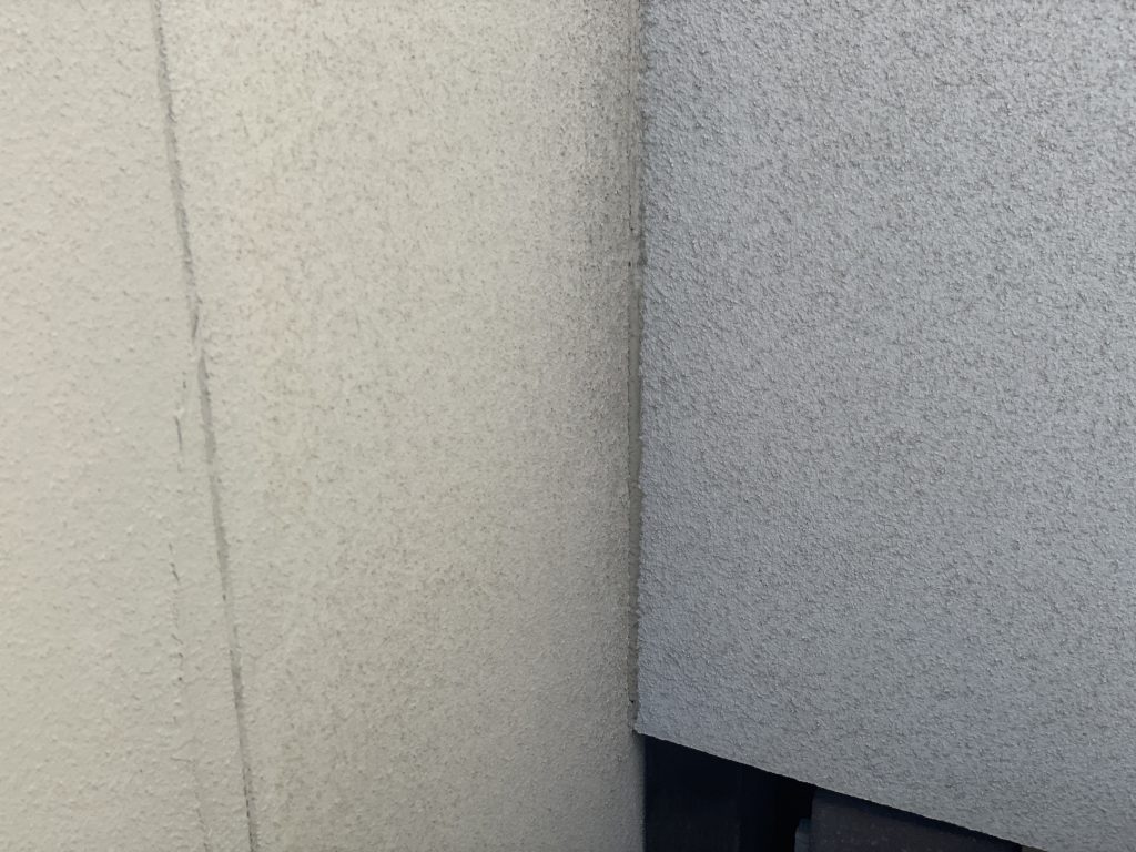 外壁取り合い部のひび