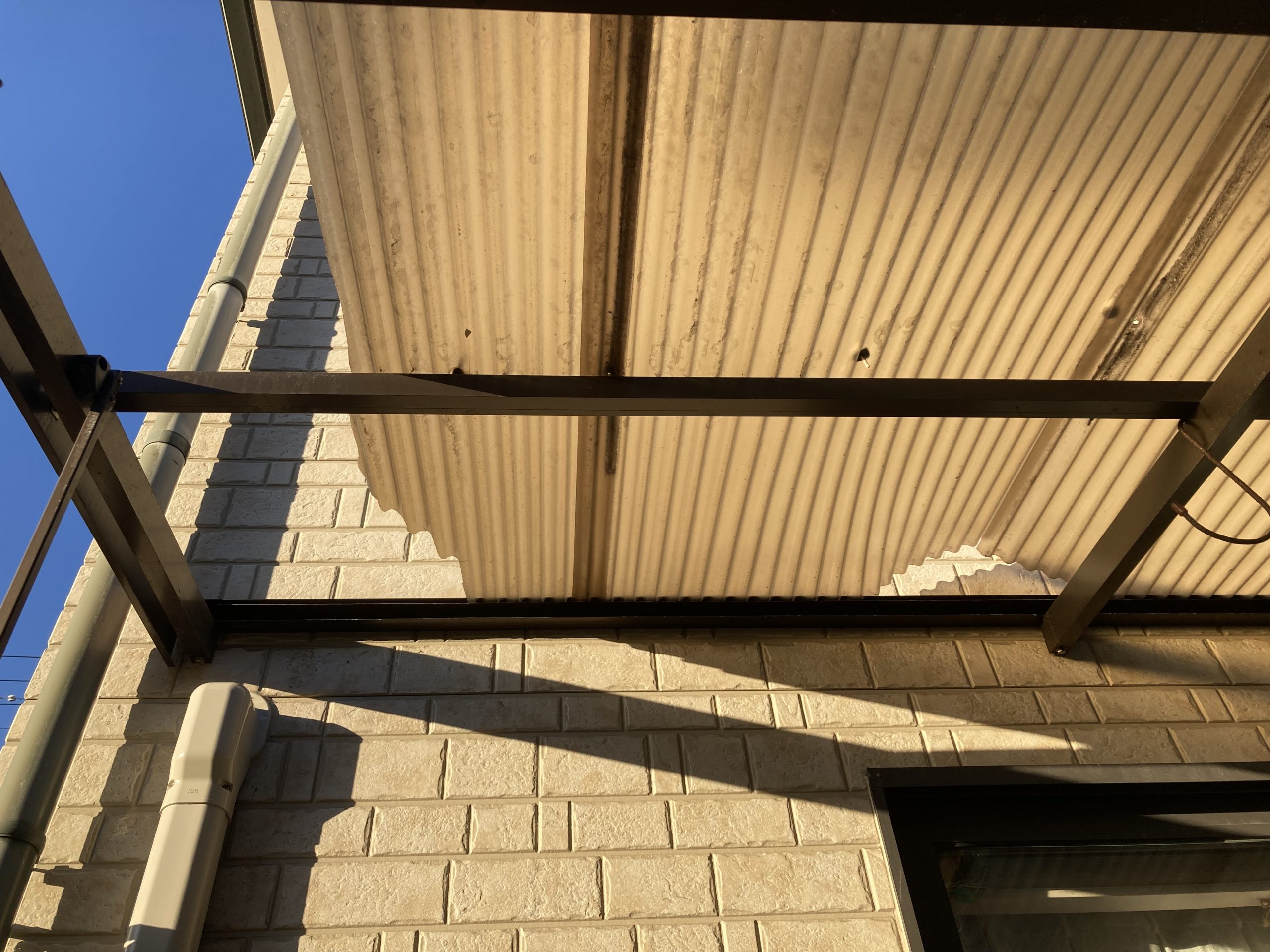 波板の劣化症状