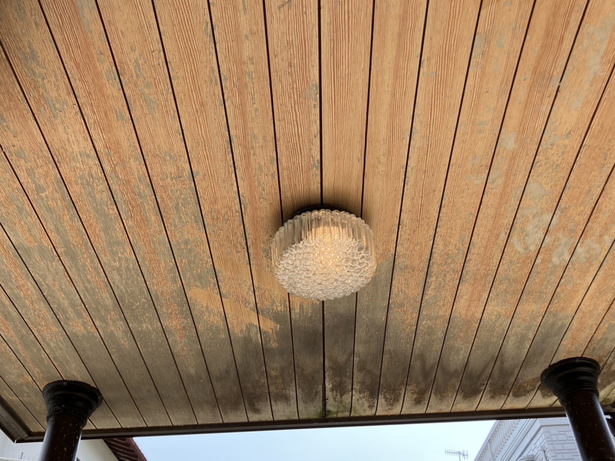天井に広がっていた雨染み