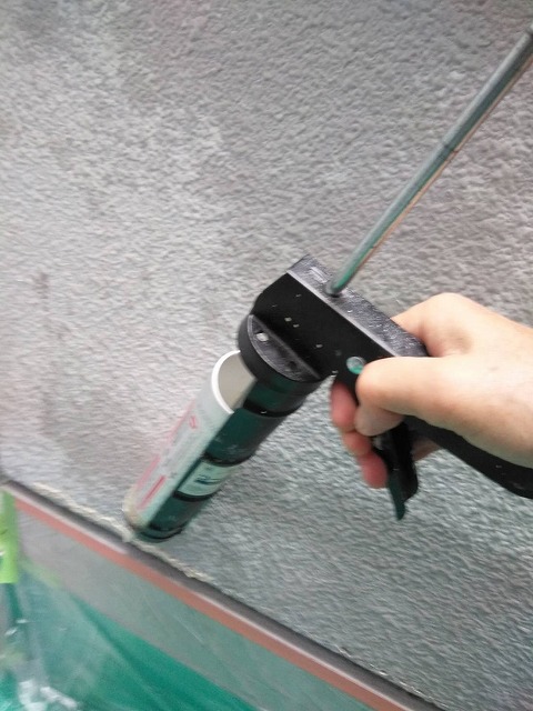 コーキングを補修しました