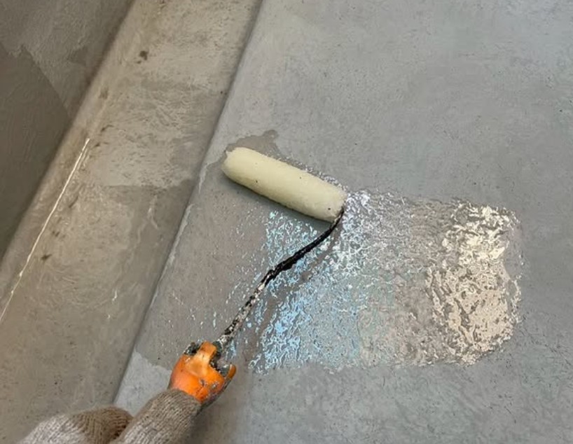 プライマーを塗布