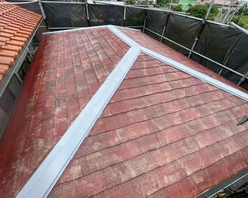 棟板金のさび止め塗装