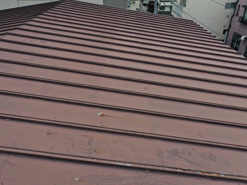 屋根全体の色あせ・塗膜劣化