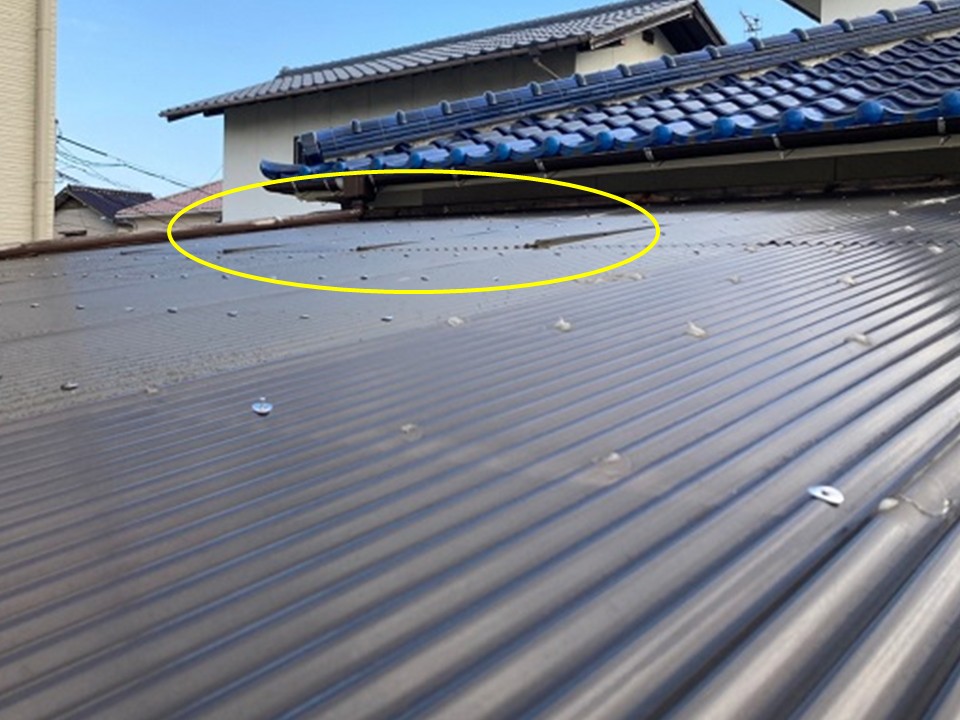屋根材の反り