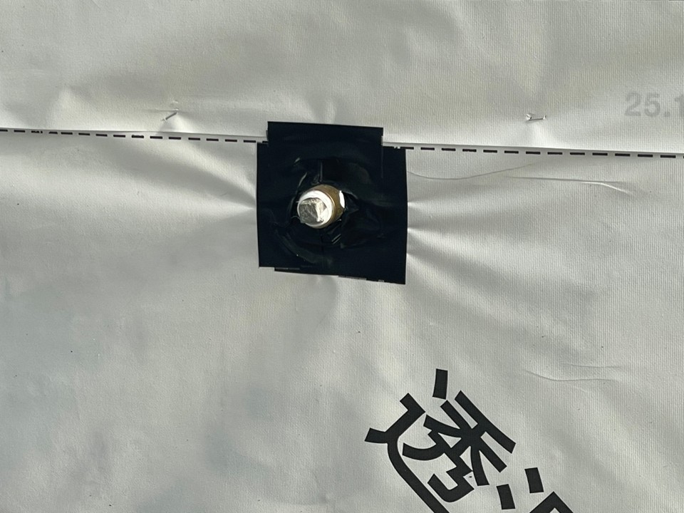 配管・金具など貫通部の防水処理