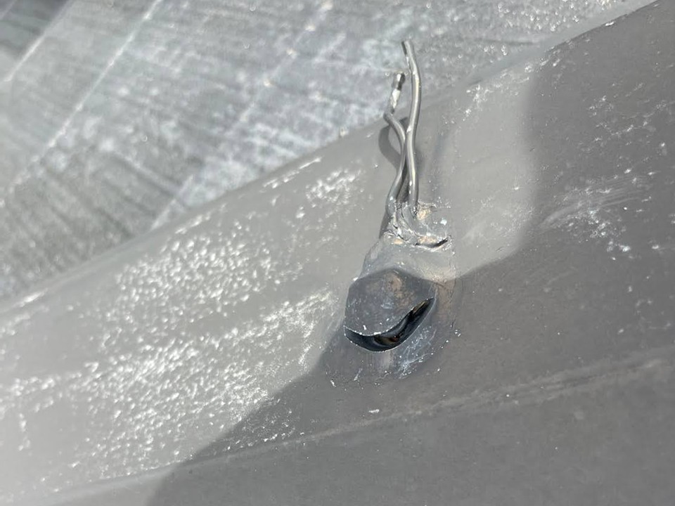 固定部まわりの劣化・防水処理の弱体化