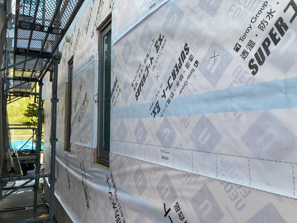 透湿・防水・防風シート貼り