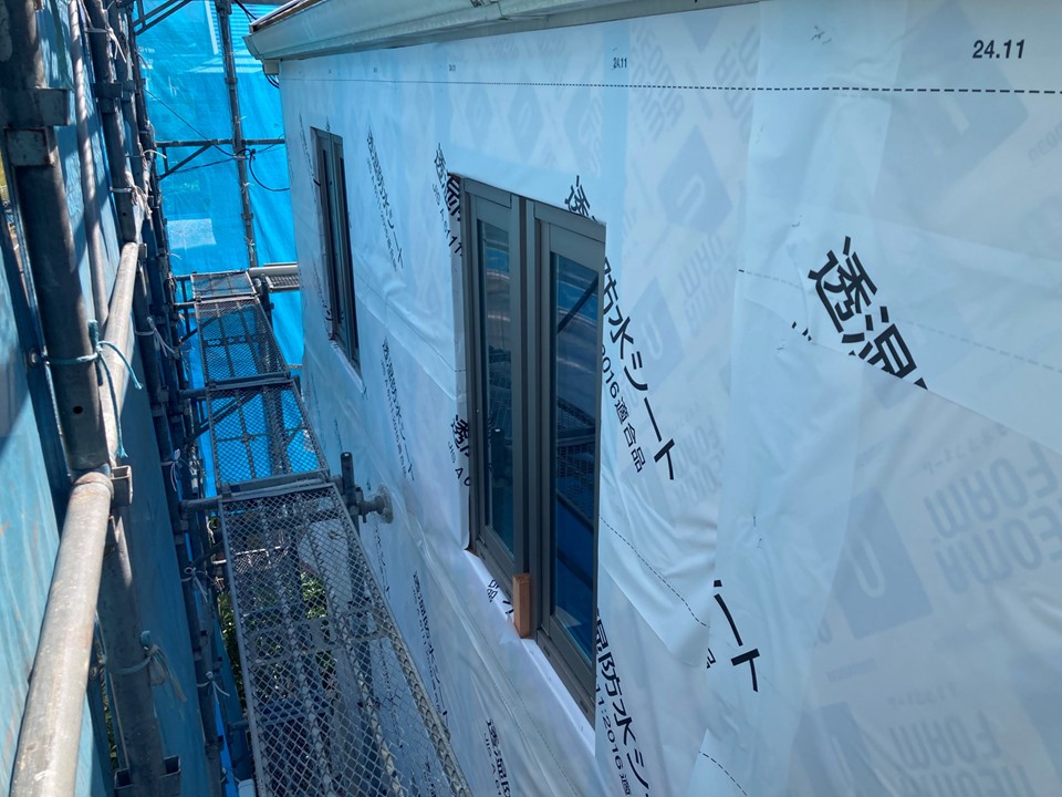 透湿・防水・防風シート貼り