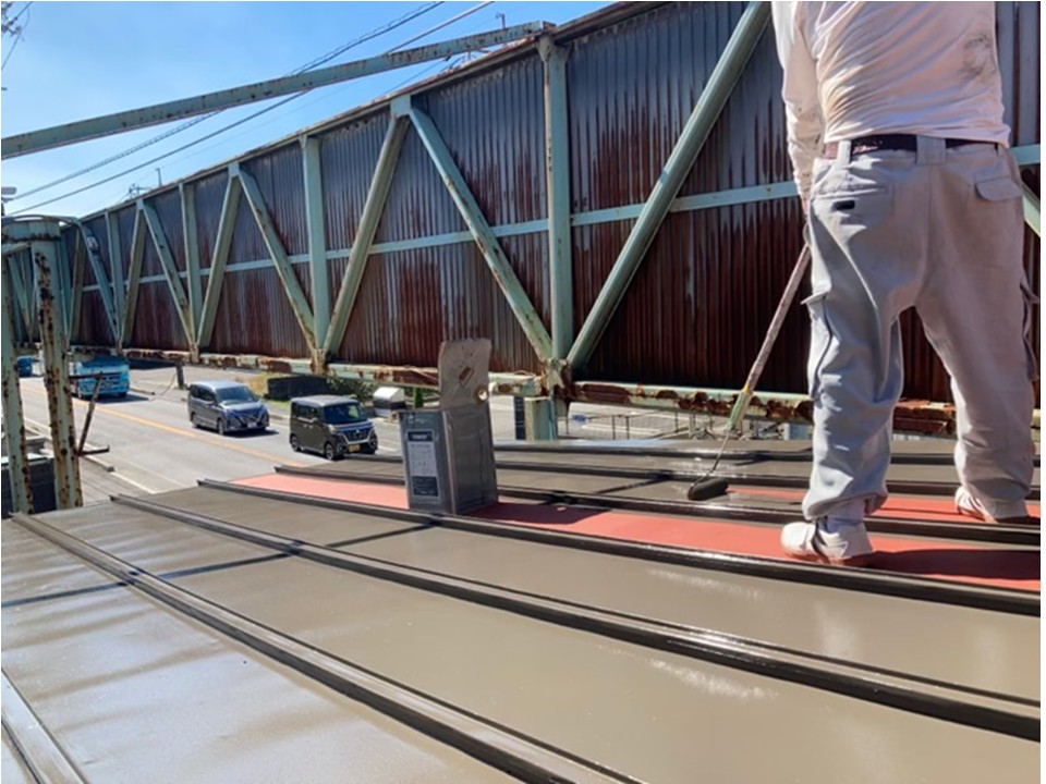 仕上げ塗装で美観と耐久性を向上