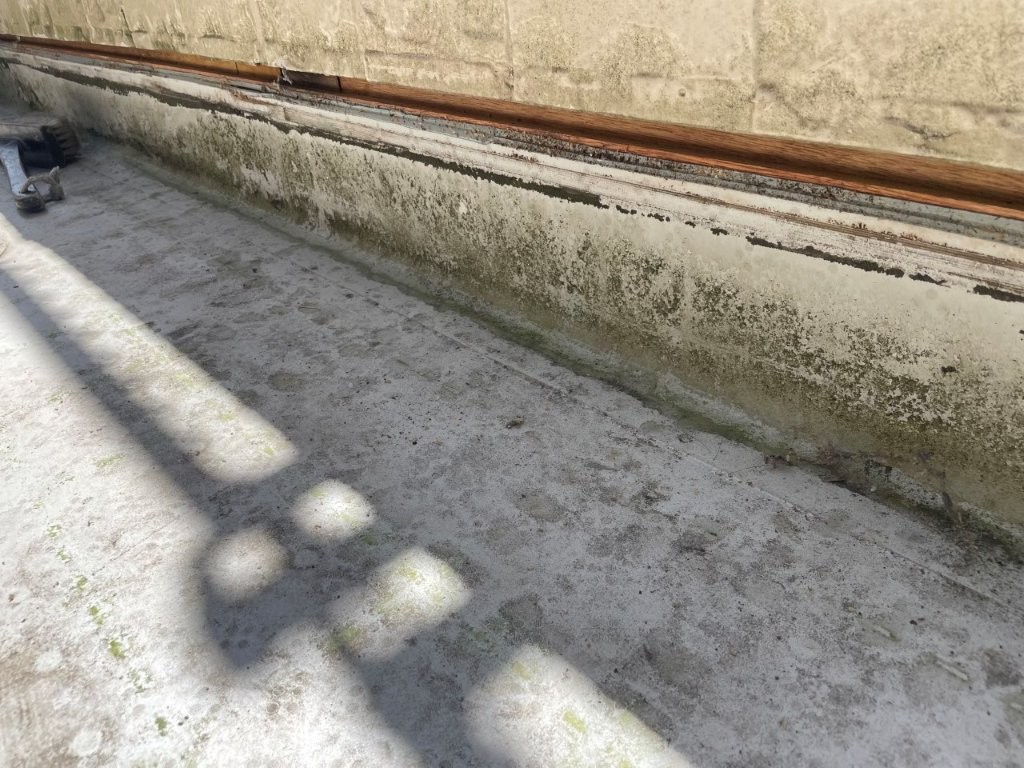 ベランダ防水施工前